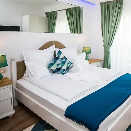 Hotell Club Waves - 3*