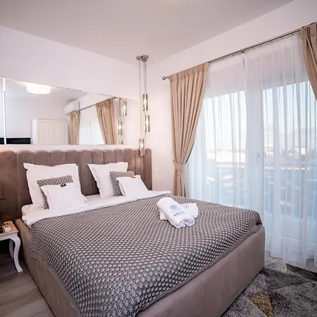 Club Waves - Hotell 3*