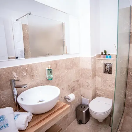 Hotell Club Waves - 3*