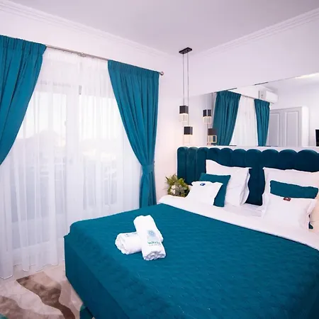 Club Waves - Hotell 3*