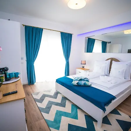 Hotel Club Waves -